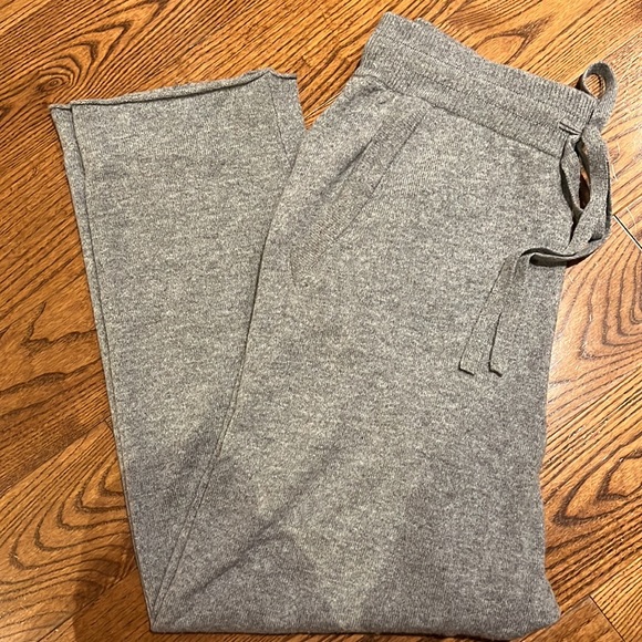 Nili Lotan Cashmere Luna pant - Picture 3 of 5